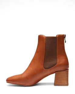 Outlet Therapy Shoes Congo Tan *FINAL SALE* Brown