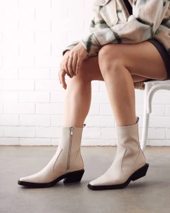 Clearance Therapy Shoes Kaia Bone *FINAL SALE* White