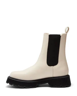 Outlet Therapy Shoes Riot Bone *FINAL SALE* White